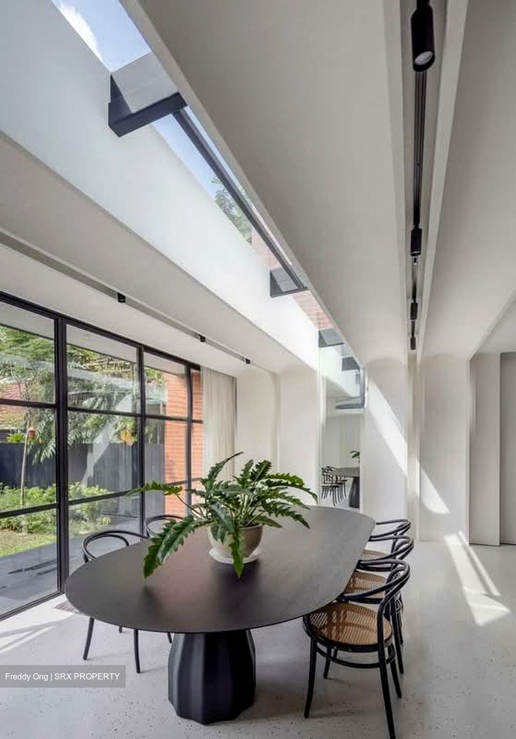East Coast Road (D15), Terrace #602761281